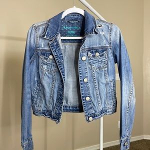 Cropped Button Up Denim Jacket